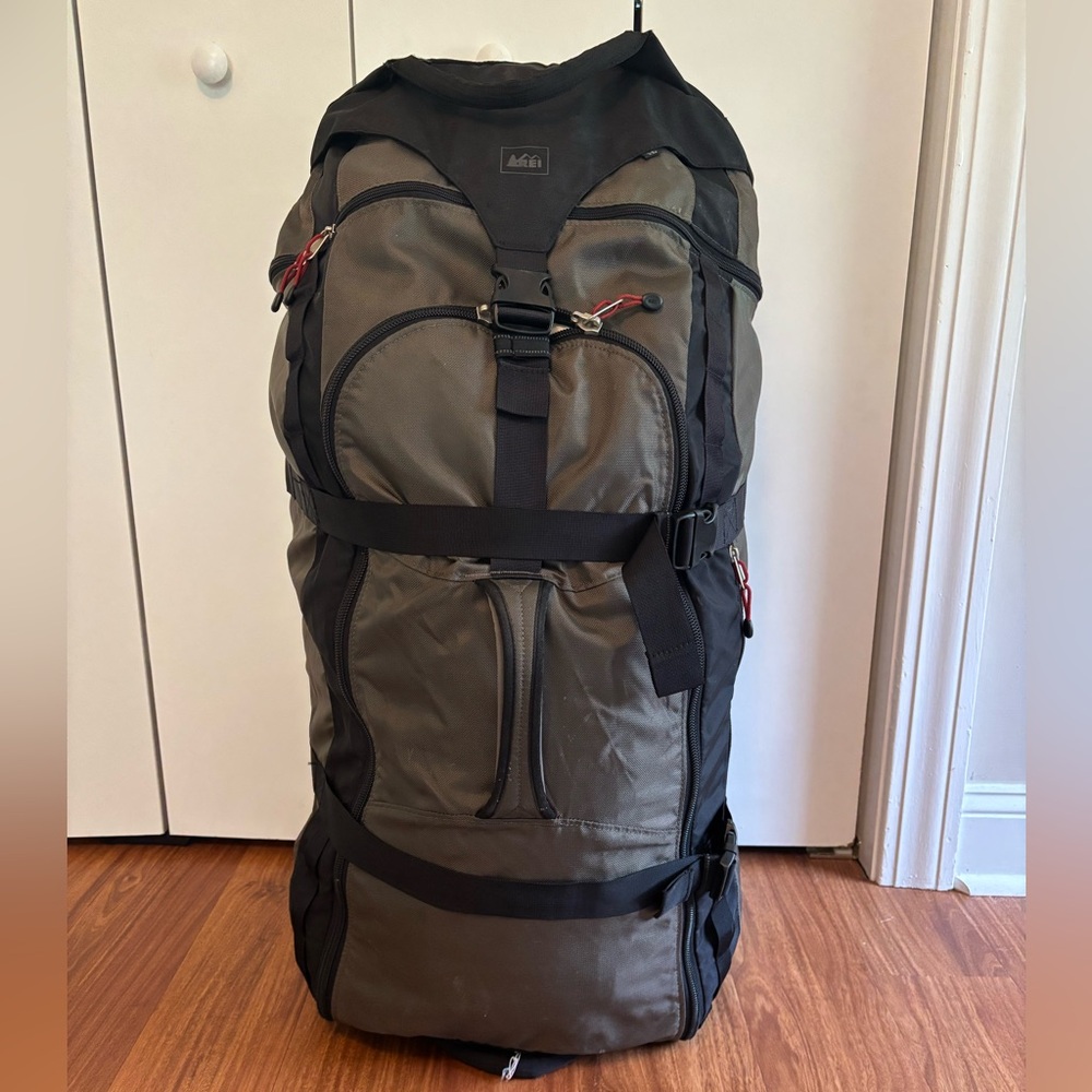 REI Black and Dark Gray Explorer Expedition Wheeled Luggage 130 Liter